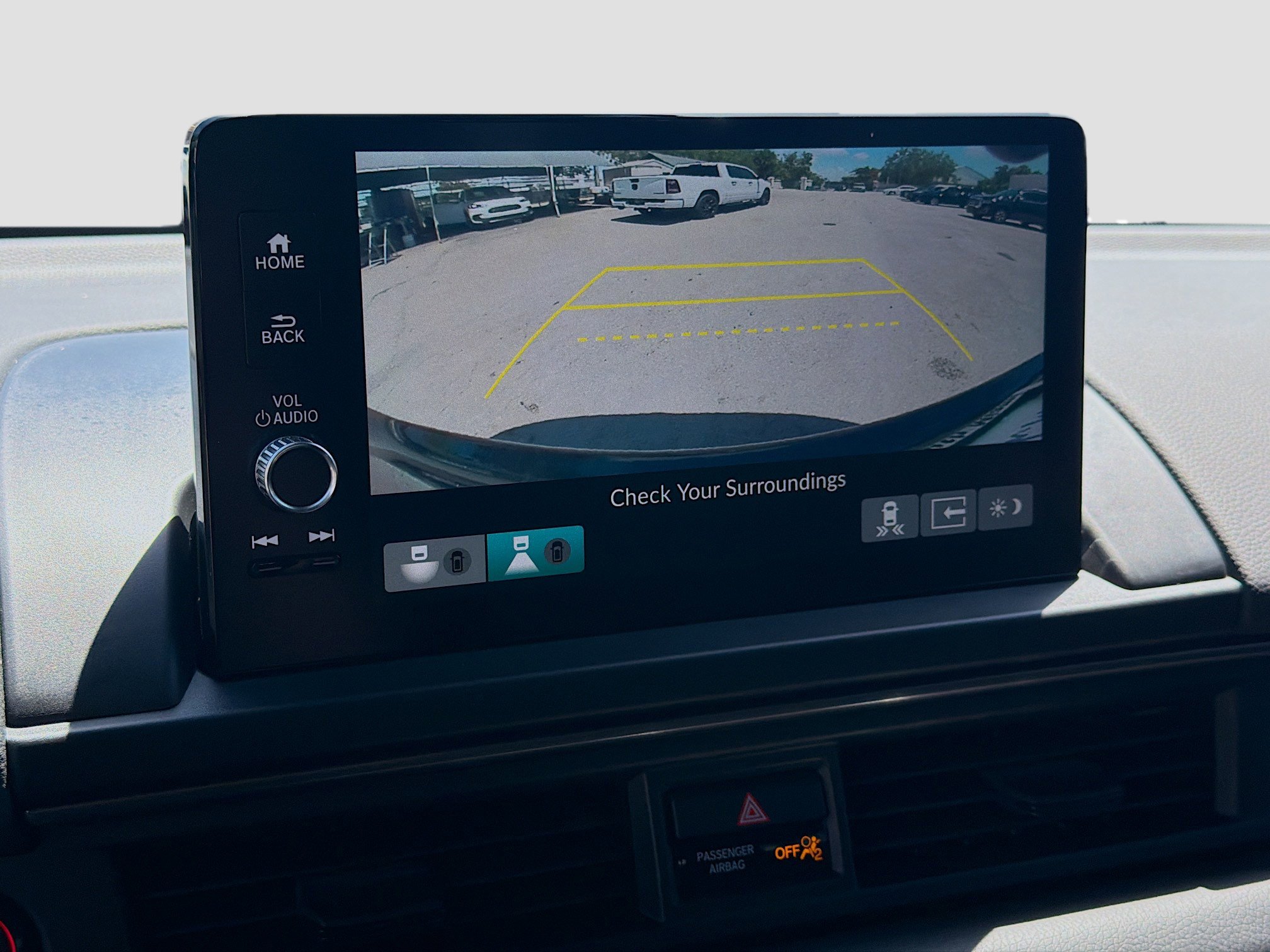 Used 2025 Honda Pilot TrailSport image 13