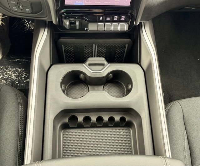 New 2026 RAM 3500 Big Horn AWD/4WD image 23