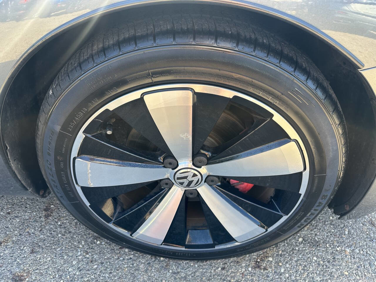 Used 2012 Volkswagen Beetle 2.0T image 25