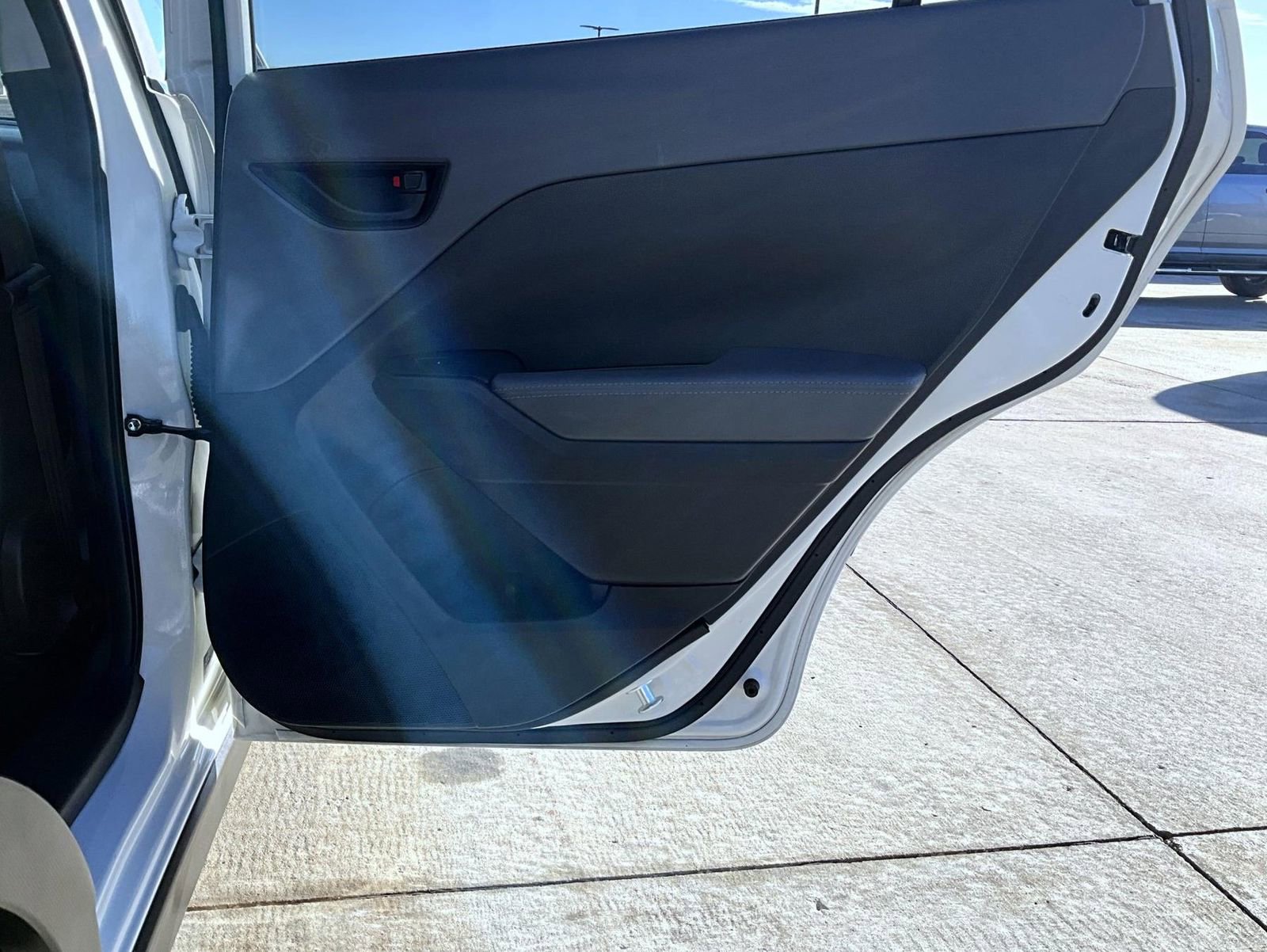 Used 2024 Subaru Crosstrek 2.0i Premium image 17