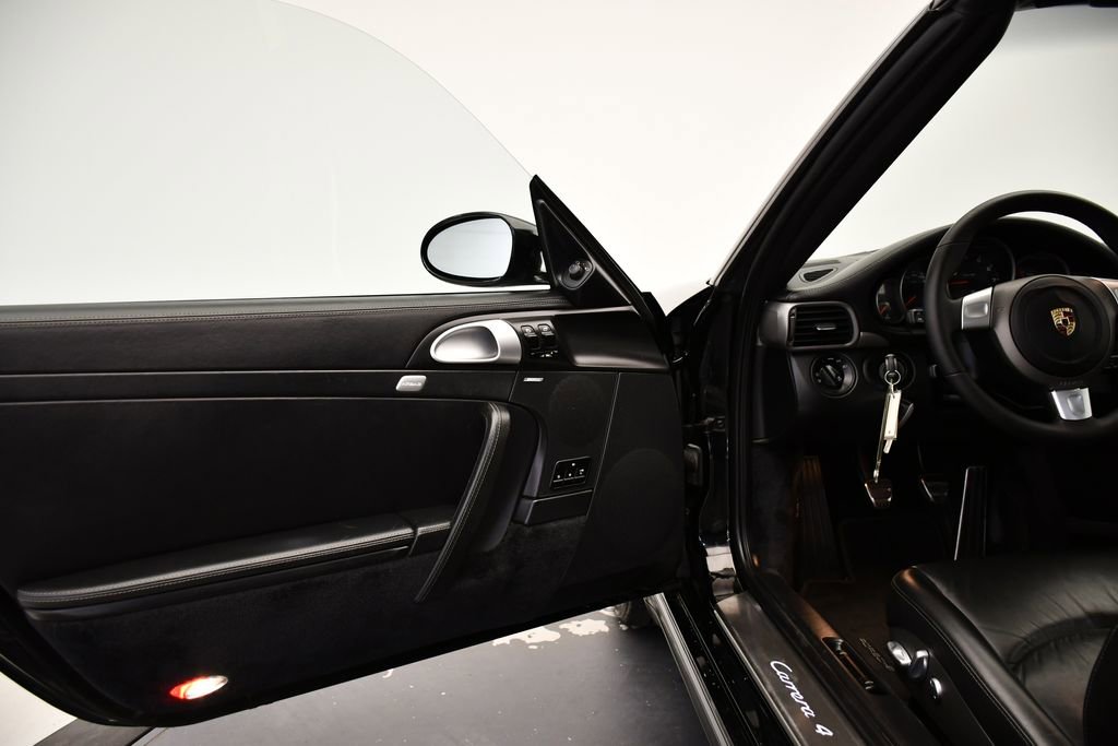 Used 2008 Porsche 911 Carrera 4 image 28