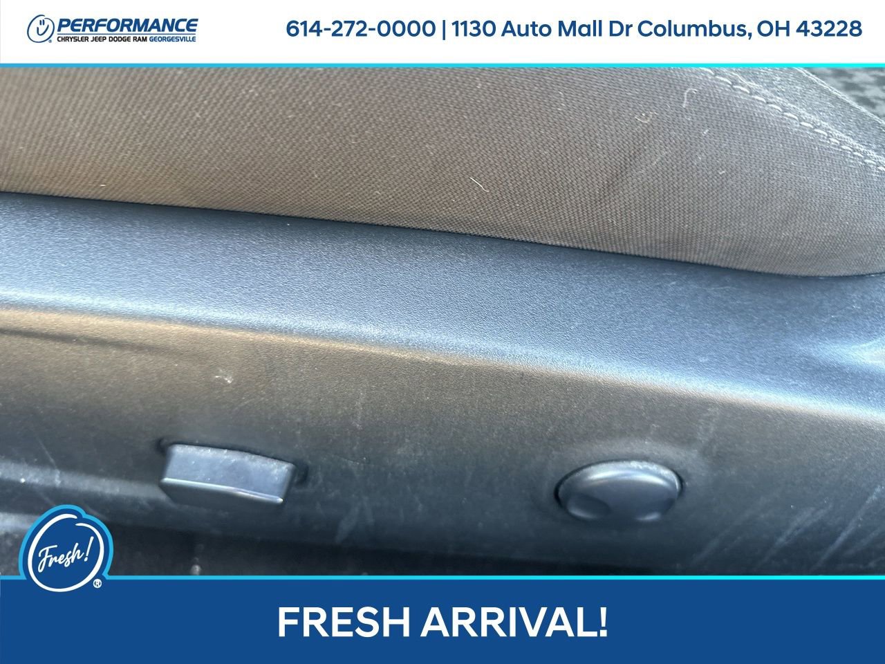 Used 2023 Dodge Challenger SXT image 15