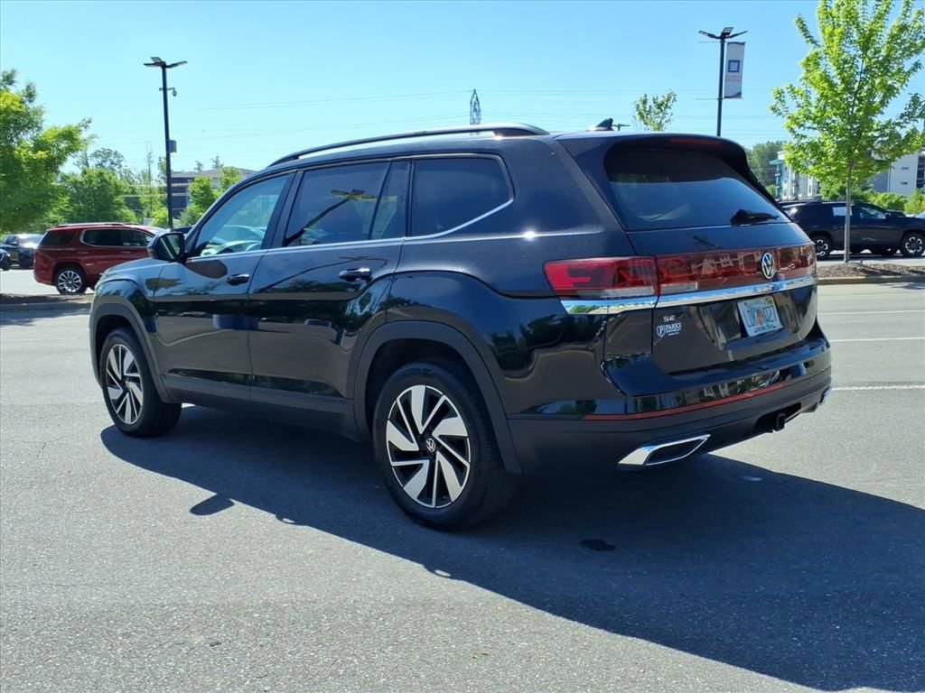 Used 2025 Volkswagen Atlas SE FWD image 33