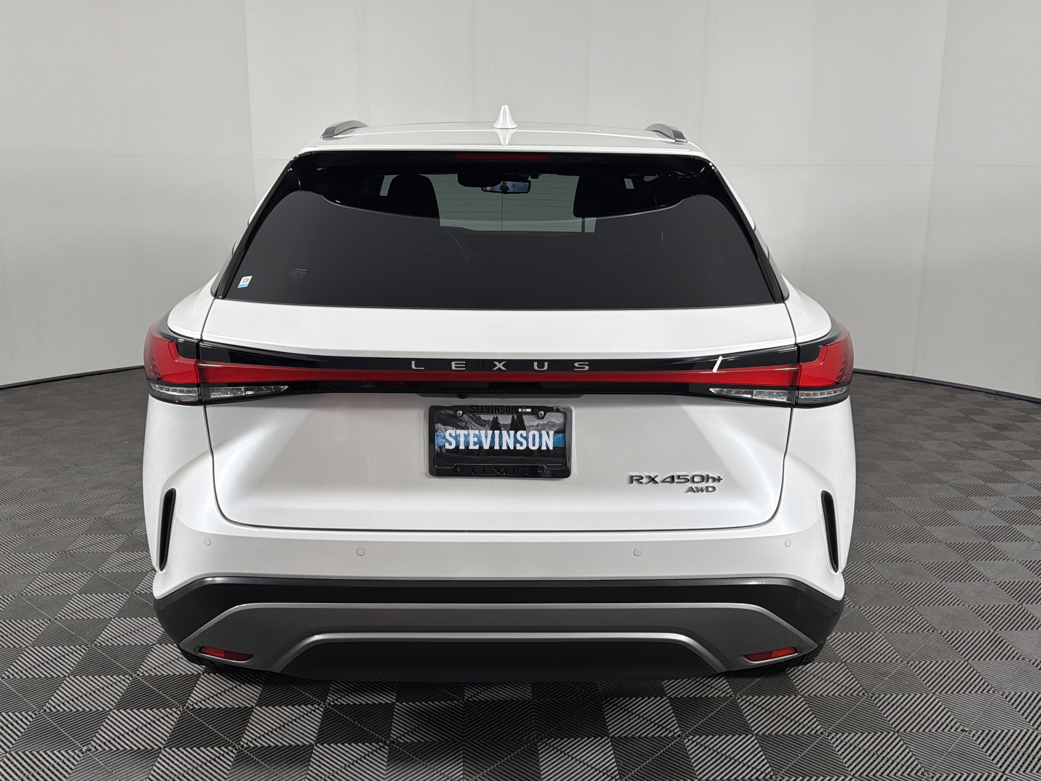 Used 2025 Lexus RX 450h AWD w/ Luxury Package image 24