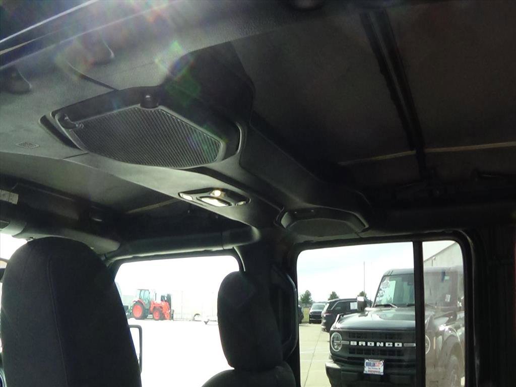 Used 2021 Jeep Wrangler Unlimited Sahara image 11