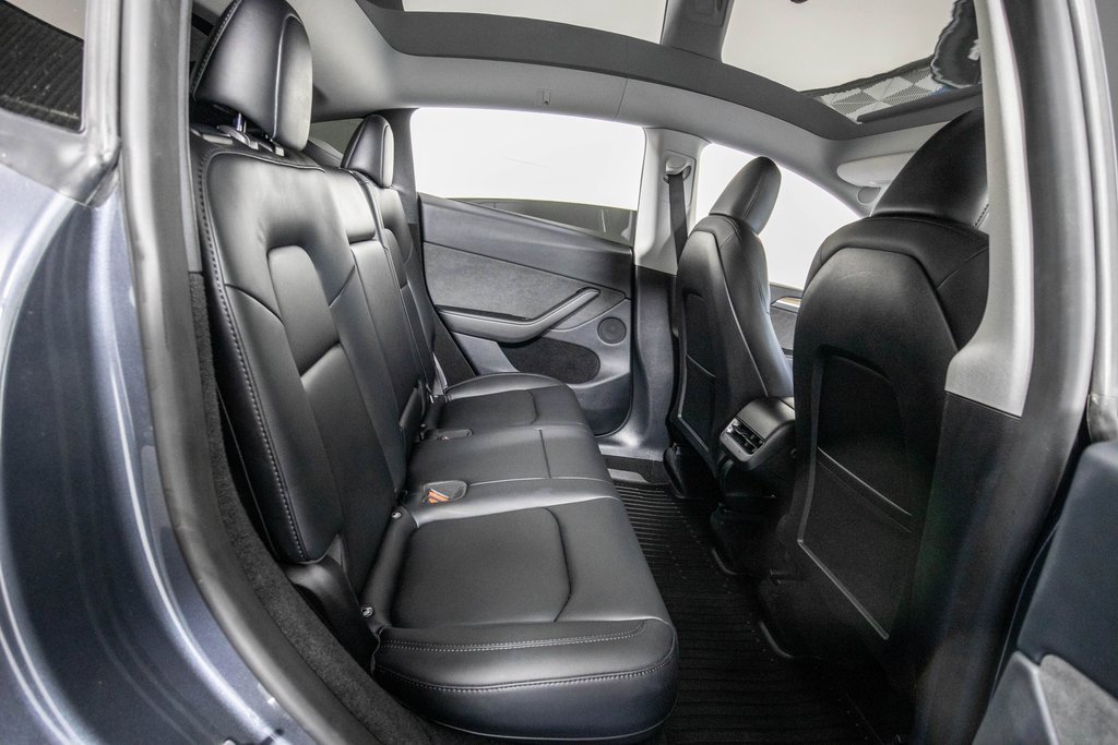 Used 2023 Tesla Model Y Long Range image 11