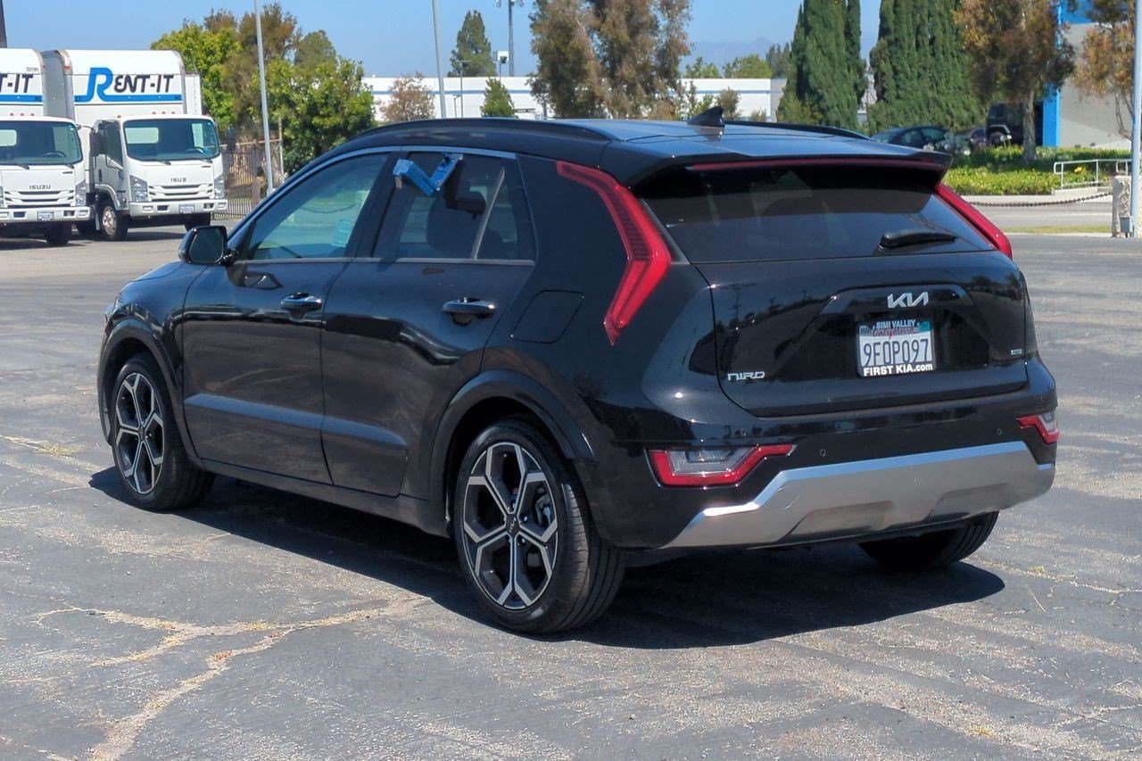 Certified 2023 Kia Niro SX Touring FWD image 8