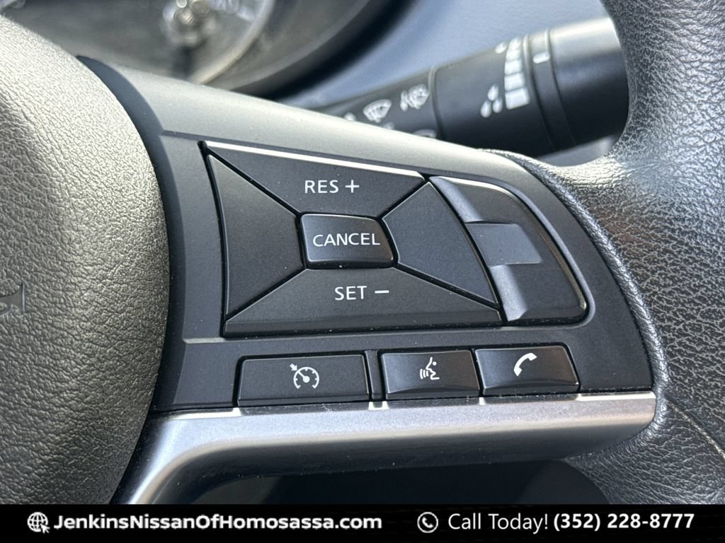 Certified 2023 Nissan Versa SV FWD image 40