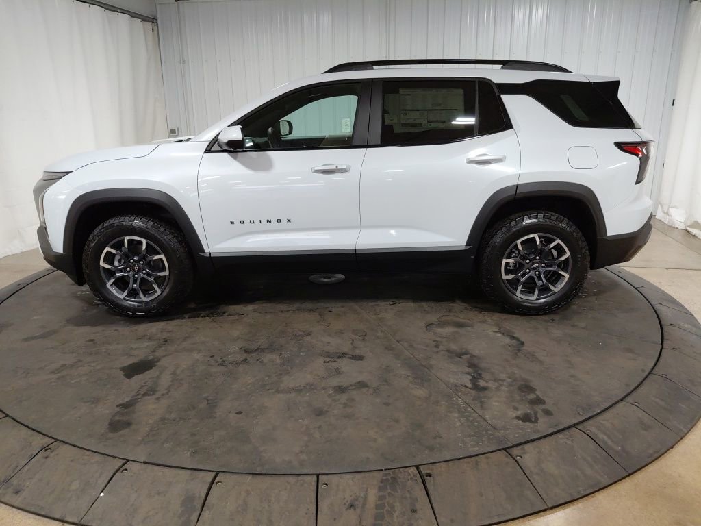New 2026 Chevrolet Equinox ACTIV w/ Convenience Package III image 2