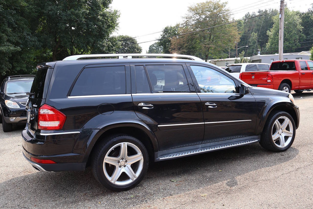 Used 2011 Mercedes-Benz GL 550 4MATIC image 10