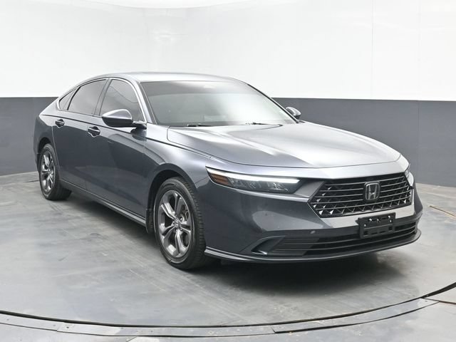 Used 2023 Honda Accord EX image 2
