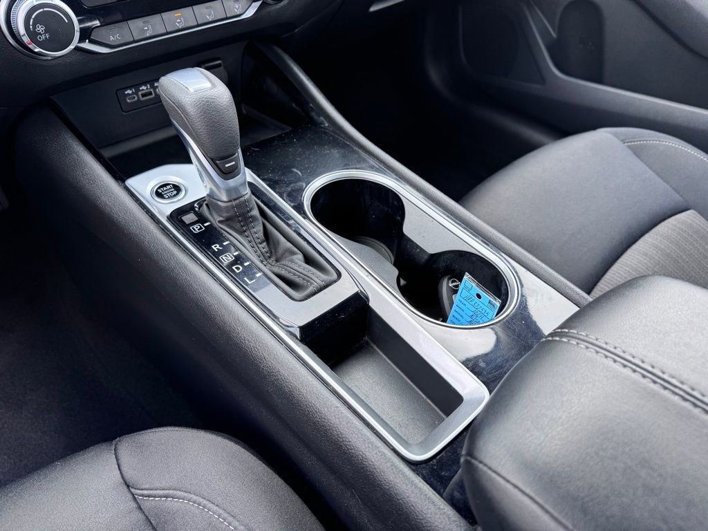 Used 2024 Nissan Altima 2.5 SV image 29