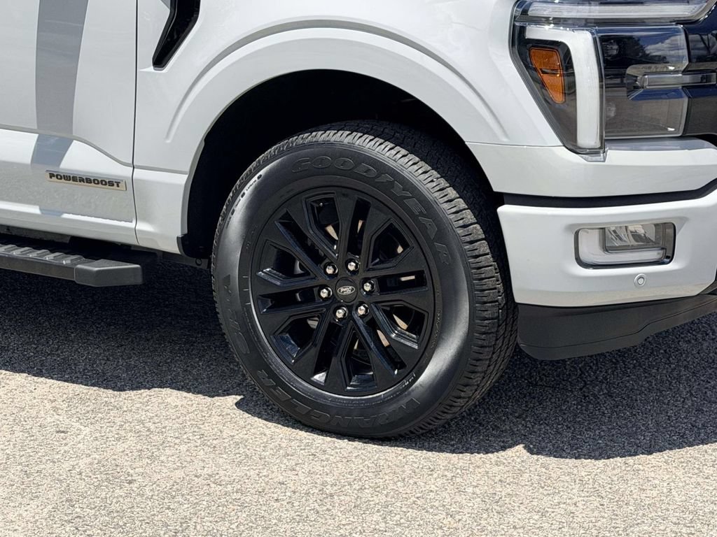 Used 2024 Ford F150 Lariat AWD/4WD image 27