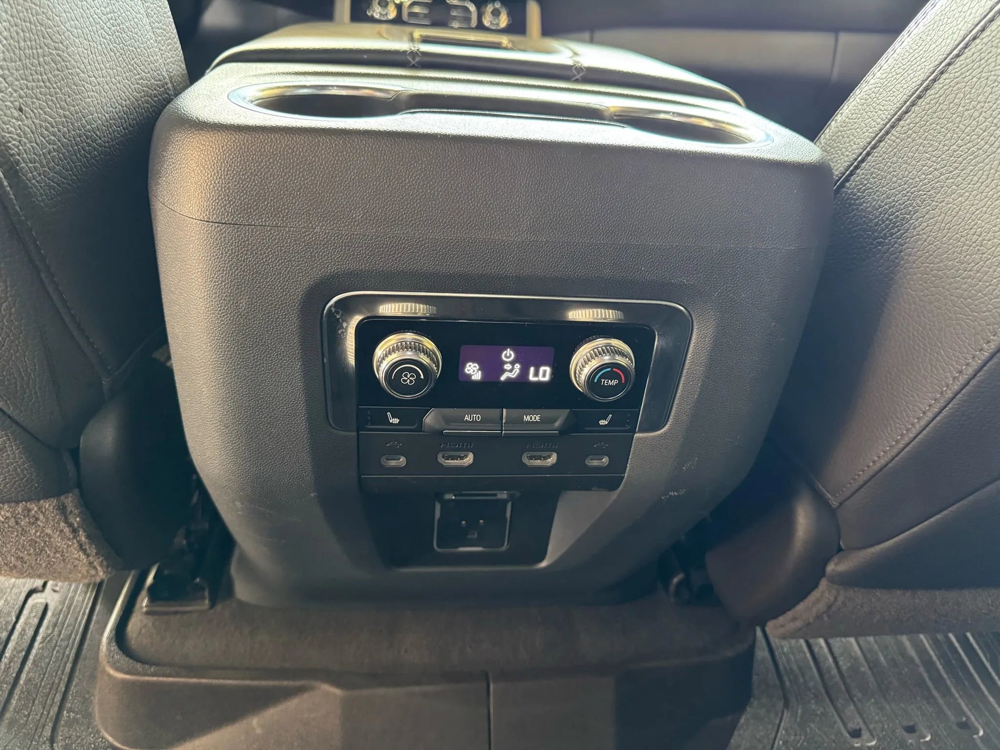 Used 2021 GMC Yukon Denali image 21