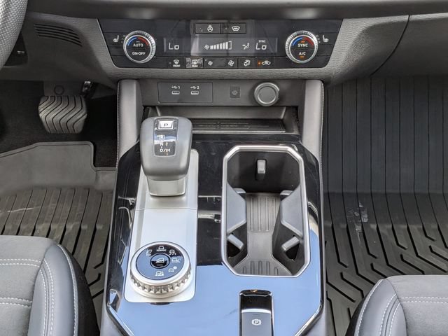 Used 2026 Mitsubishi Outlander AWD image 18