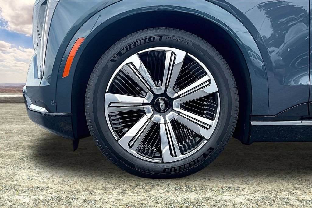 Certified 2026 Cadillac Escalade IQ Luxury 2 AWD/4WD image 34
