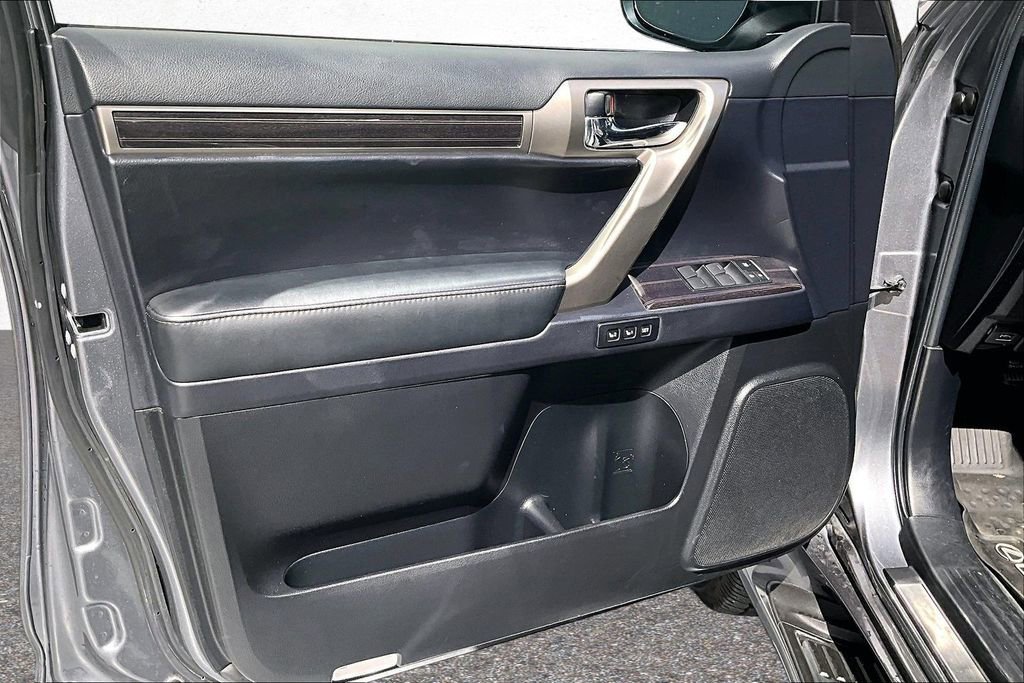 Used 2021 Lexus GX 460 Premium w/ Premium Package AWD/4WD image 20