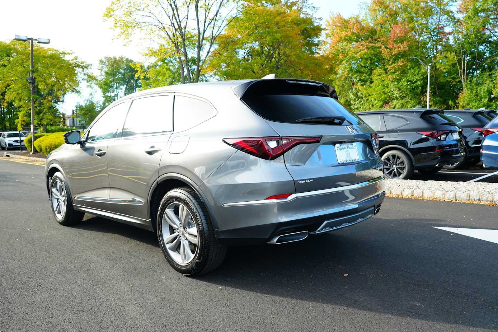 Used 2026 Acura MDX SH-AWD image 5