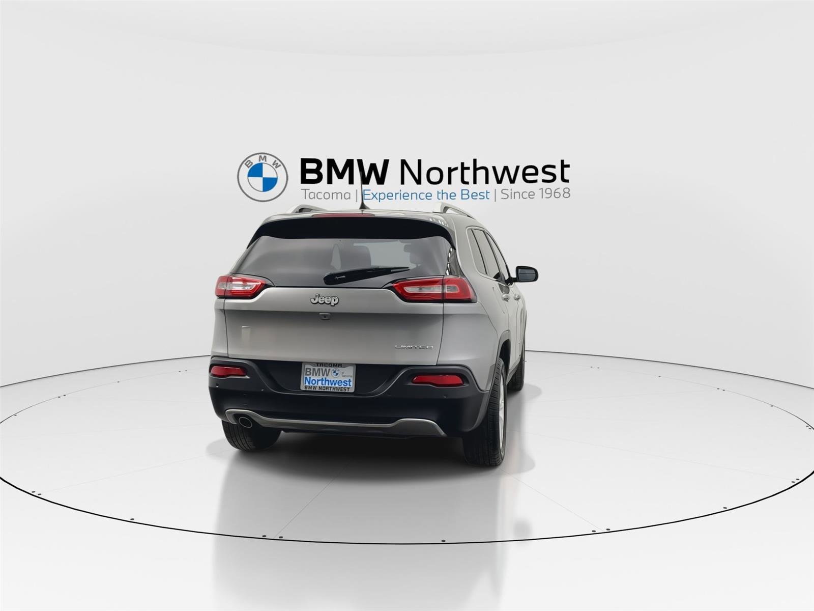 Used 2018 Jeep Cherokee Limited image 2