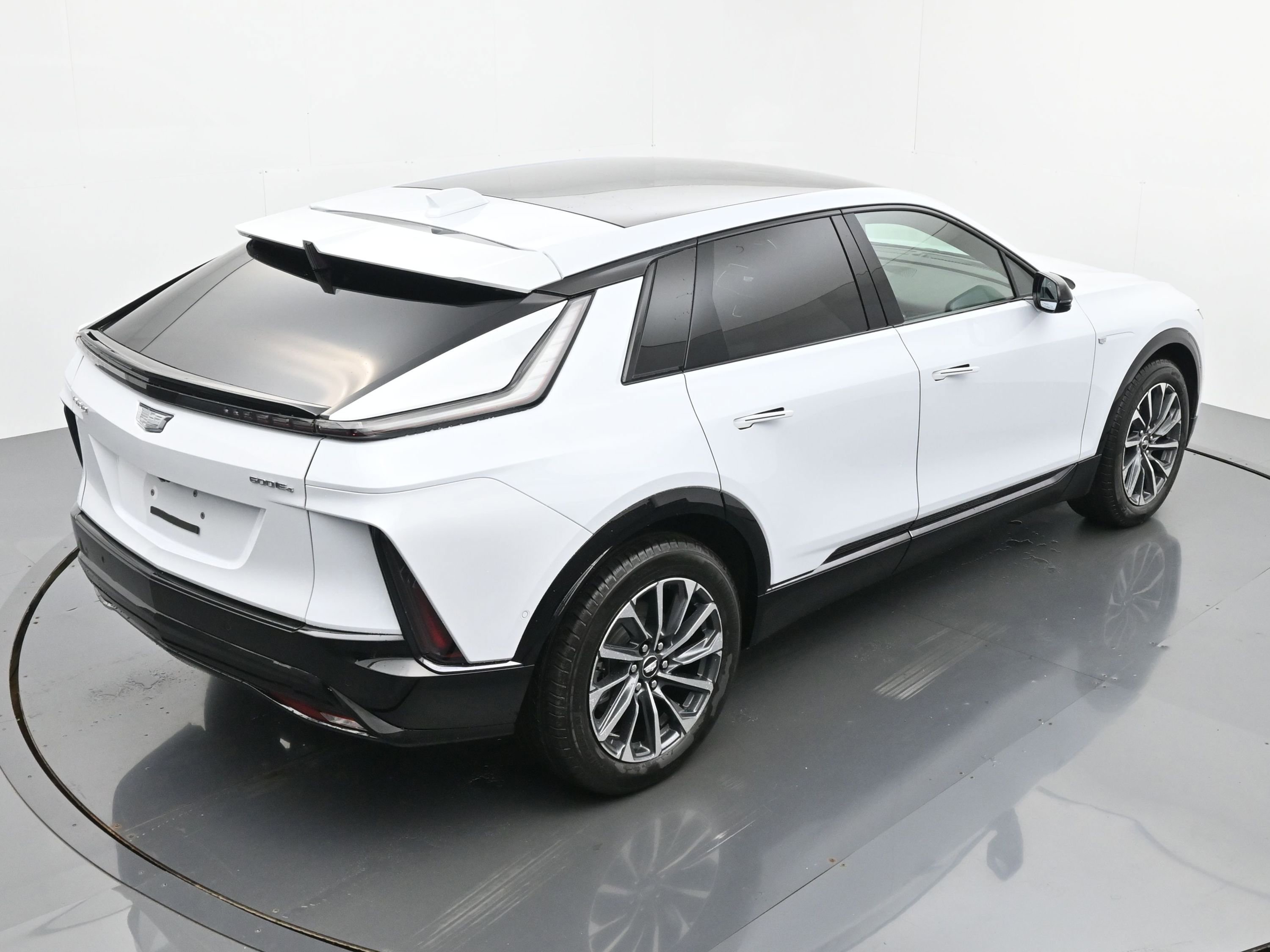 New 2026 Cadillac Lyriq Sport image 27