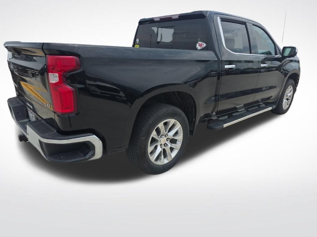 Used 2020 Chevrolet Silverado 1500 LTZ w/ LTZ Premium Package AWD/4WD image 35