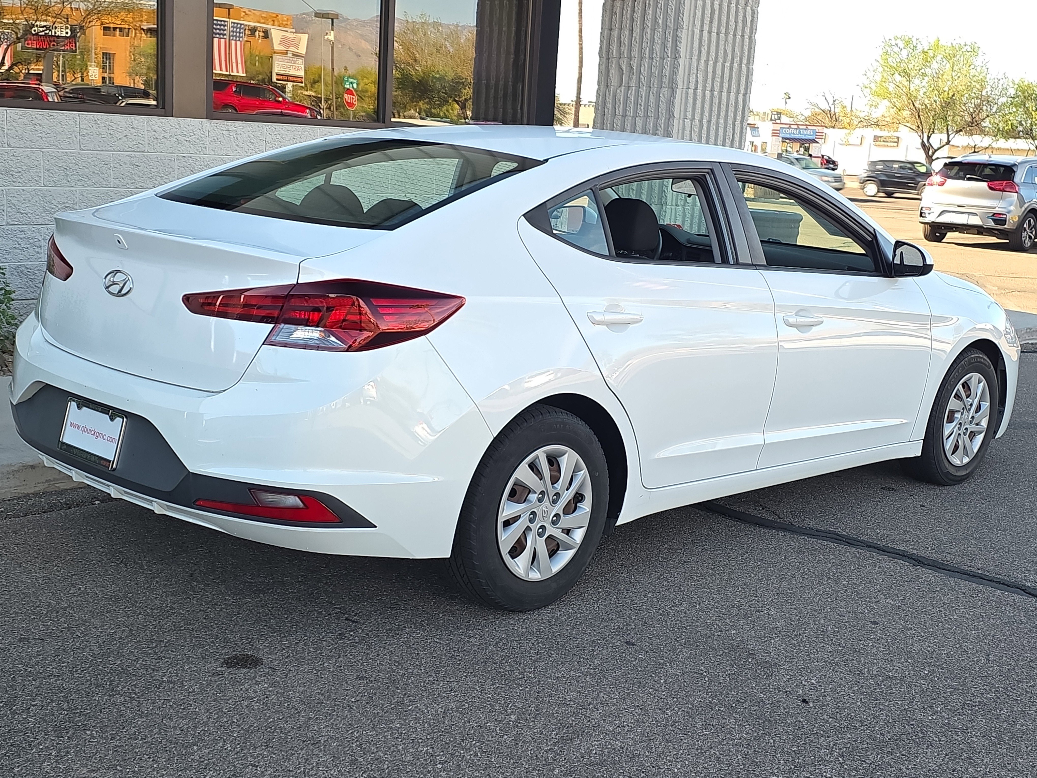 Used 2019 Hyundai Elantra SE w/ Cargo Package image 7