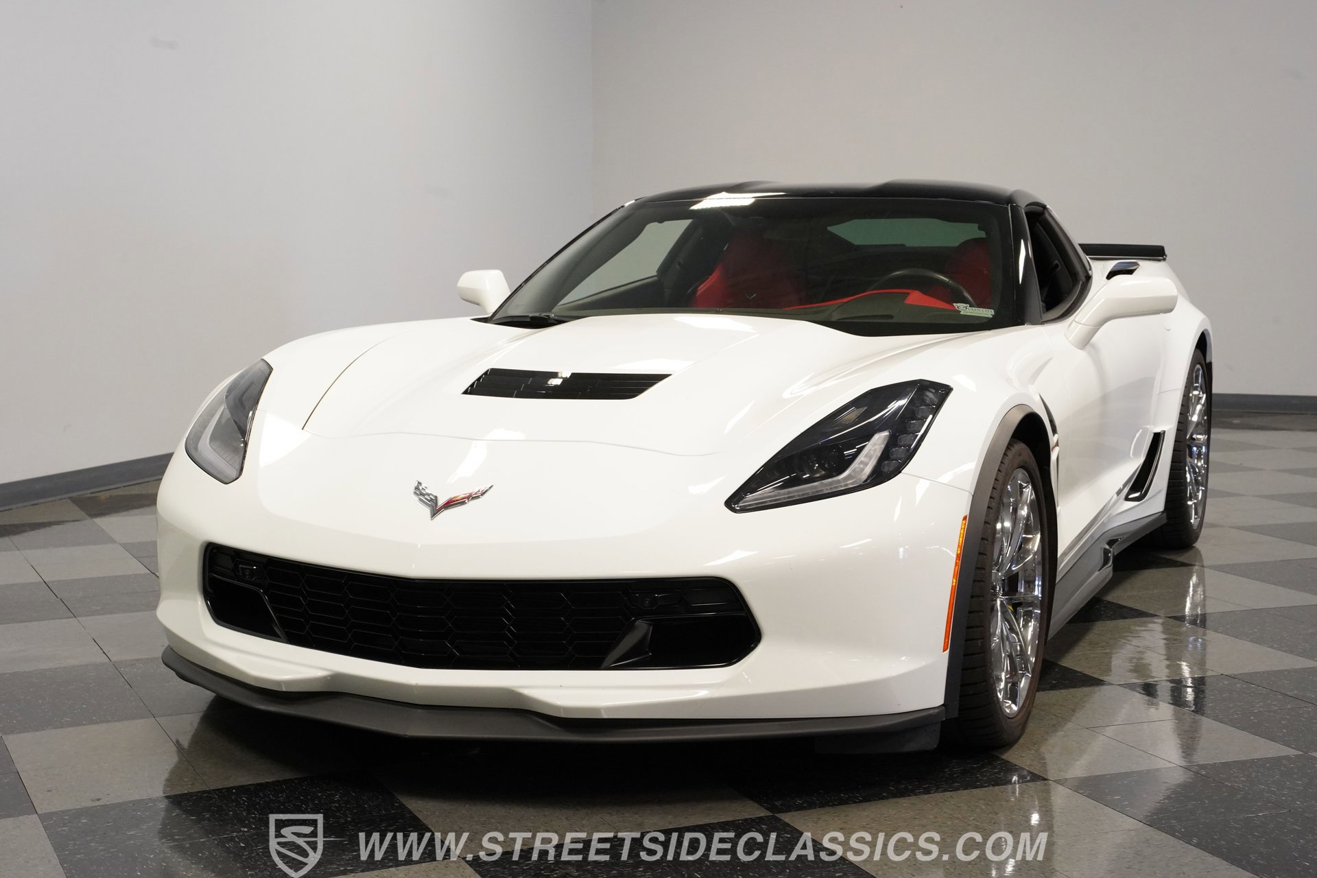 Used 2019 Chevrolet Corvette Grand Sport image 18