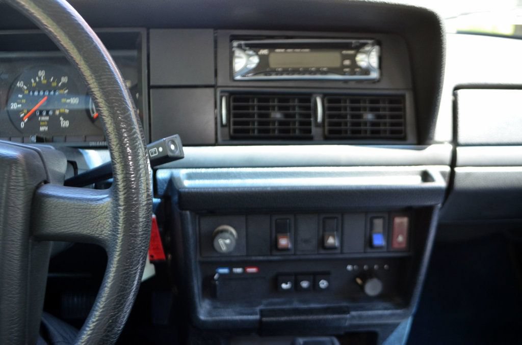 Used 1992 Volvo 240 Wagon RWD image 33