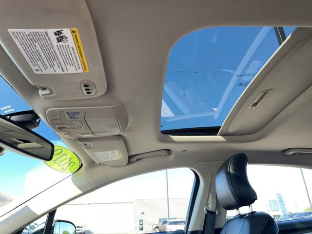 Used 2019 Ford Fusion Titanium FWD image 22