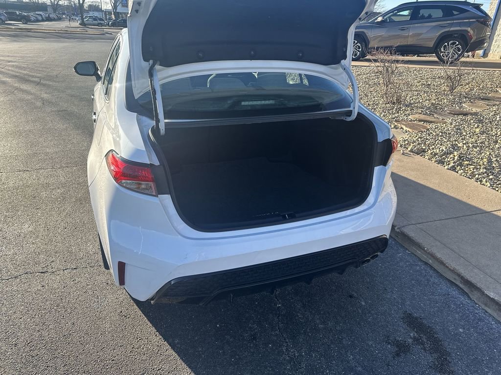 Used 2022 Toyota Corolla SE w/ Carpet Mat Package (TMS) image 18
