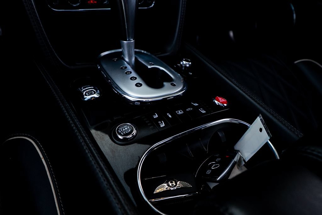 Used 2015 Bentley Flying Spur V8 AWD/4WD image 29