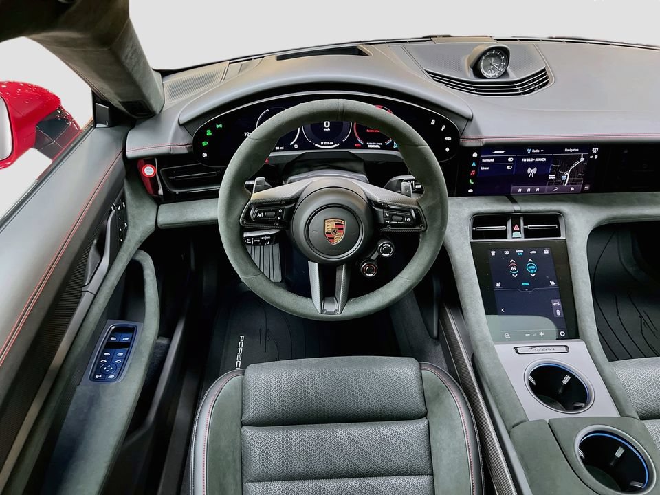 New 2026 Porsche Taycan GTS AWD/4WD image 25