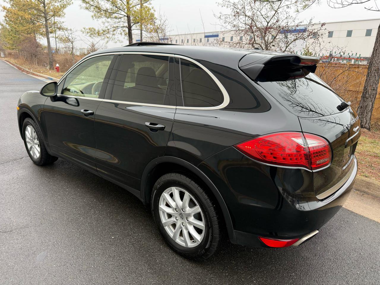 Used 2012 Porsche Cayenne image 3
