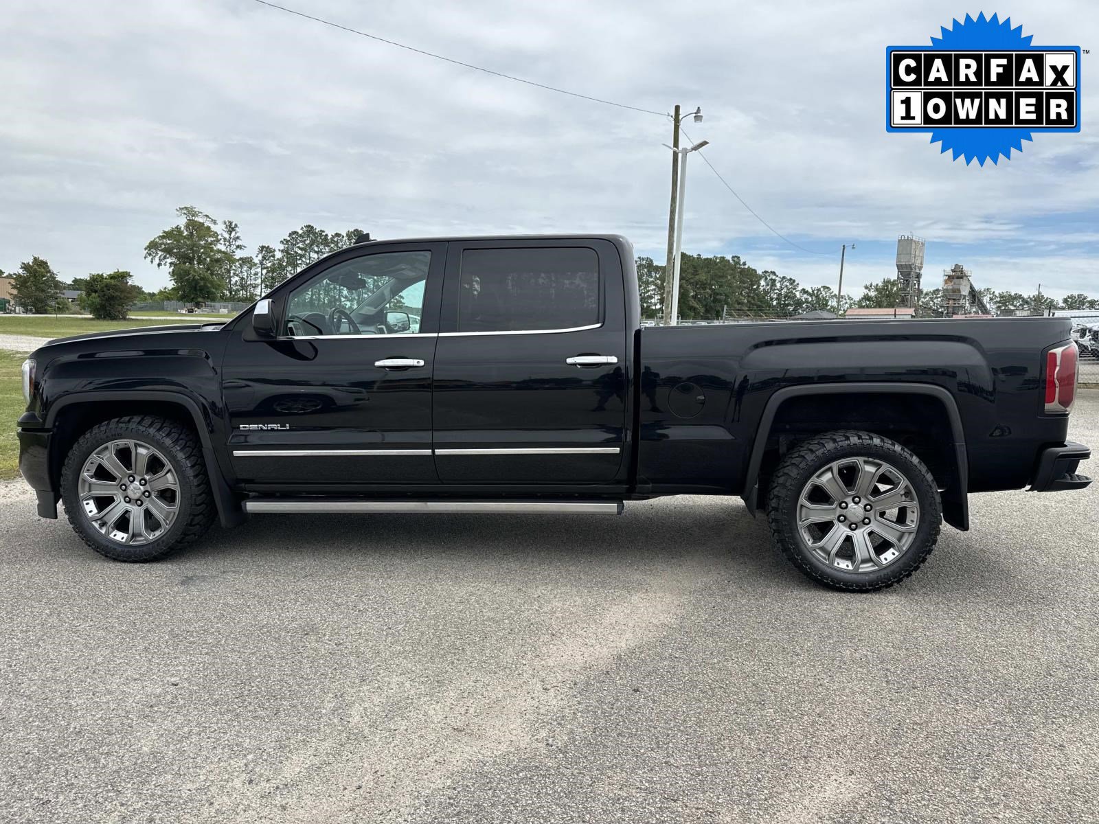 Used 2018 GMC Sierra 1500 Denali w/ Denali Ultimate Package AWD/4WD image 7