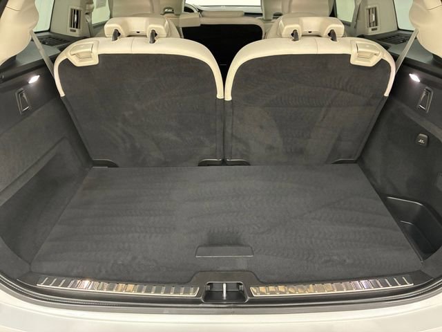 Used 2022 Volvo XC90 T5 Momentum image 17