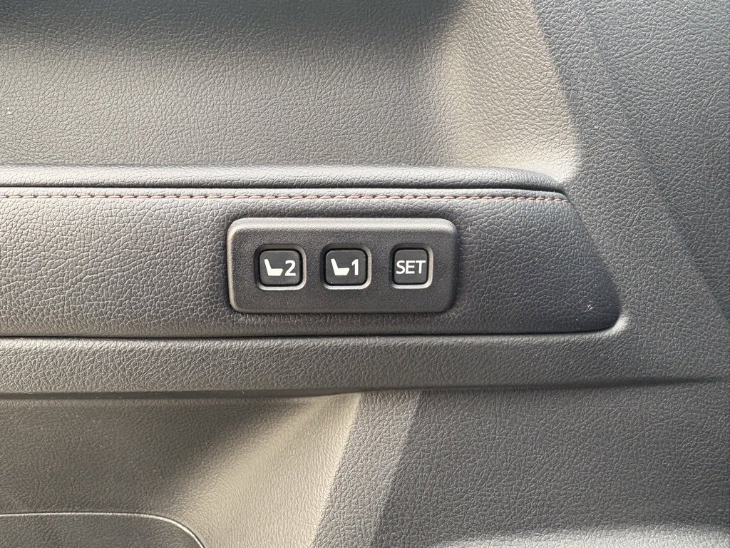 Used 2019 Toyota 4Runner Limited image 10