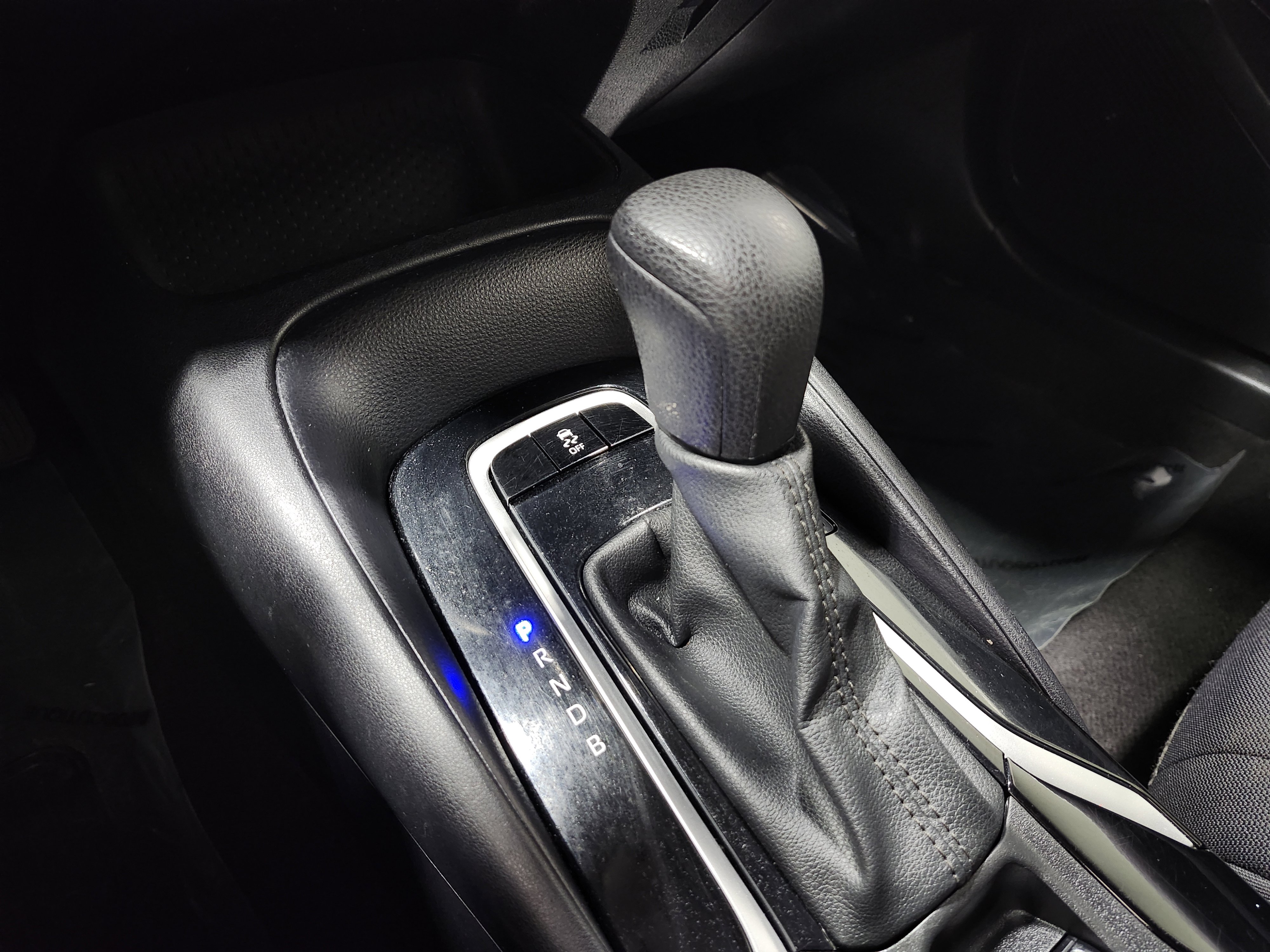 Used 2022 Toyota Corolla LE image 8