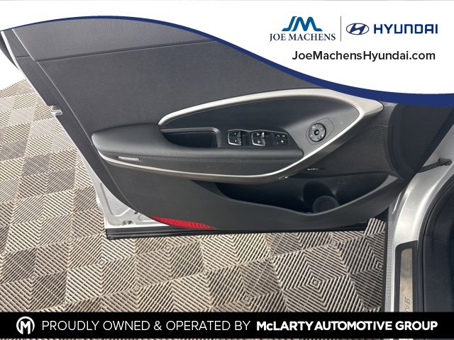 Used 2018 Hyundai Santa Fe Sport image 19