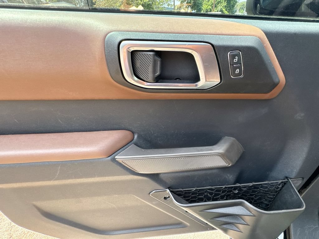 Used 2021 Ford Bronco Outer Banks AWD/4WD image 15
