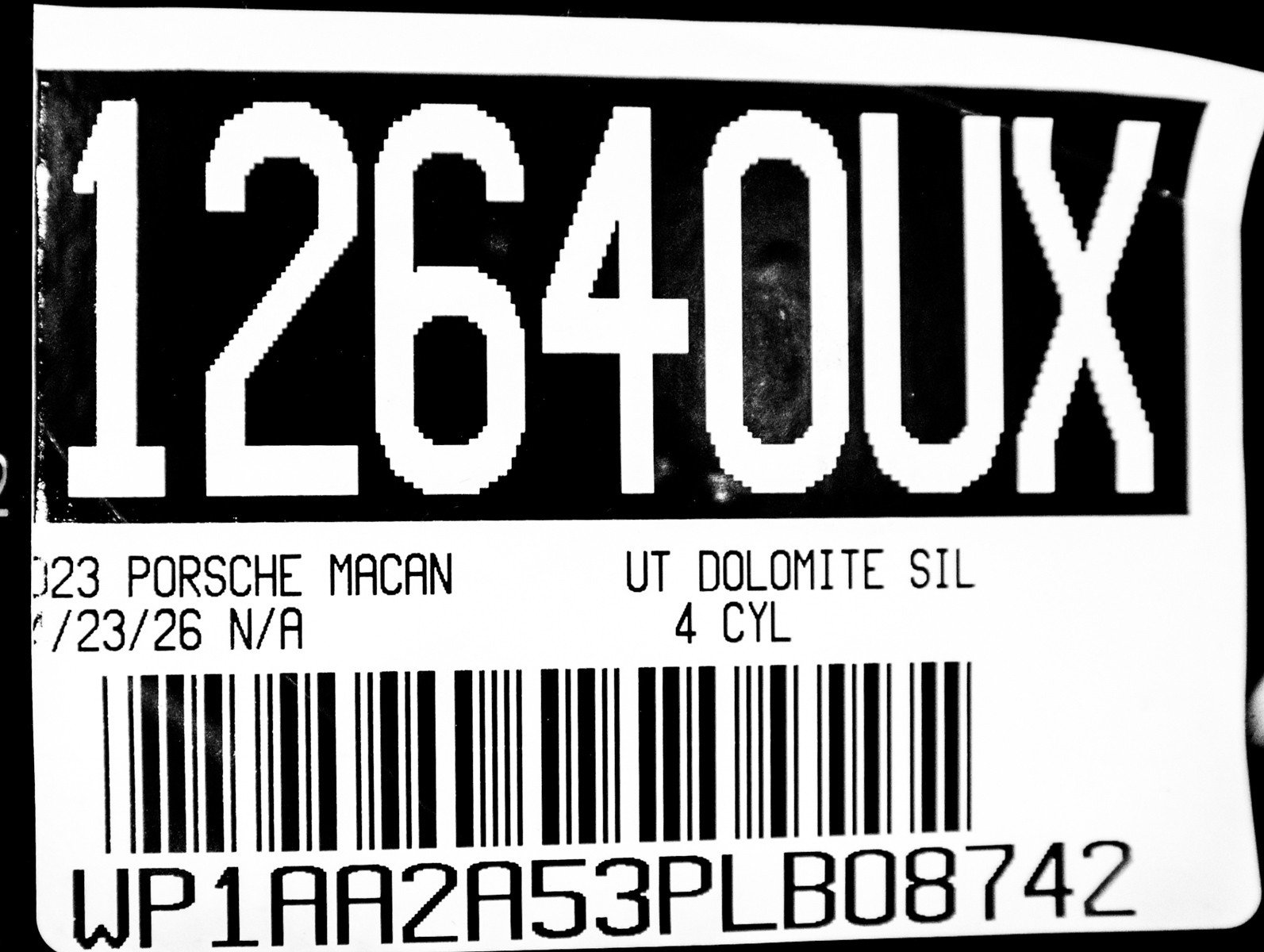 Certified 2023 Porsche Macan AWD/4WD image 29