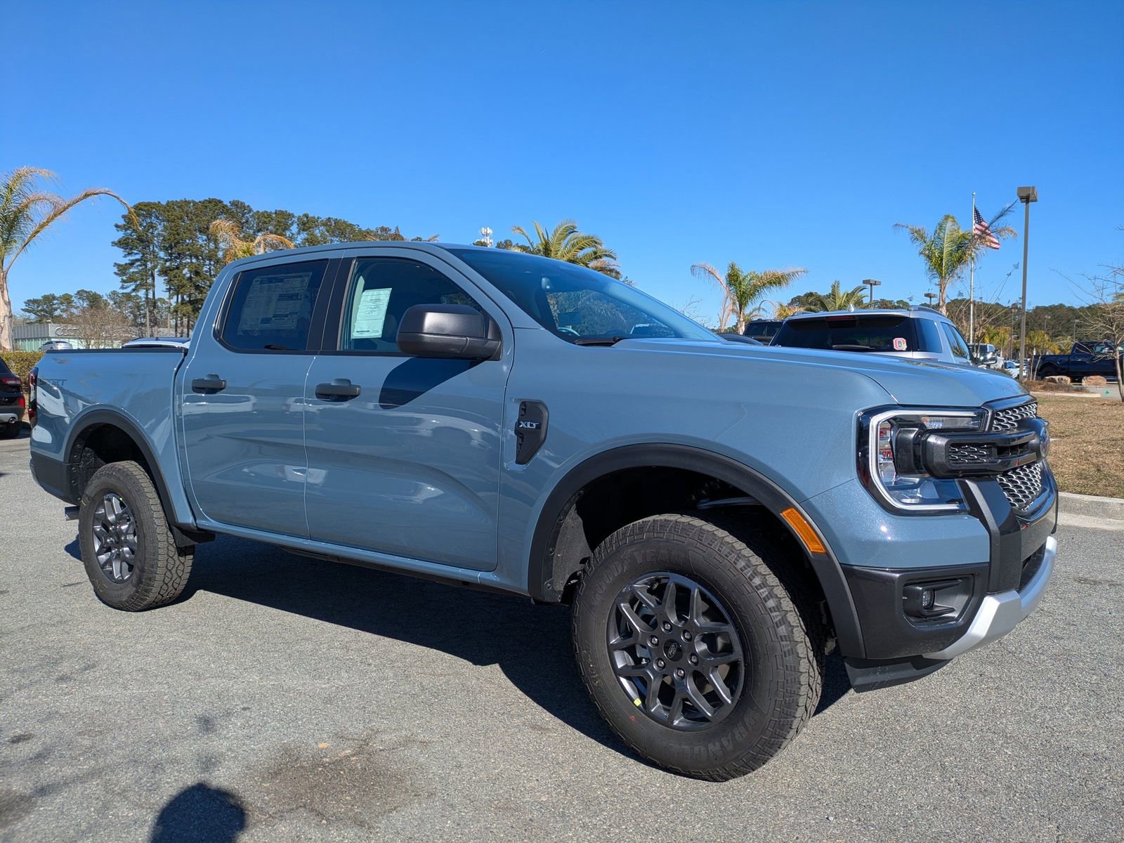 New 2025 Ford Ranger XLT w/ Convenience Package image 2