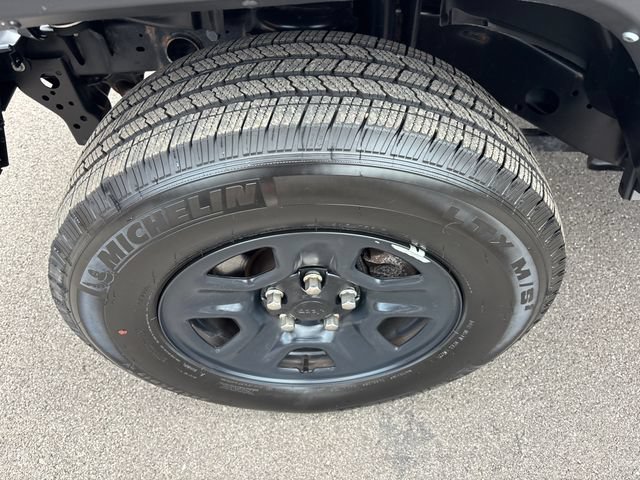 Used 2022 Jeep Wrangler Sport AWD/4WD image 30