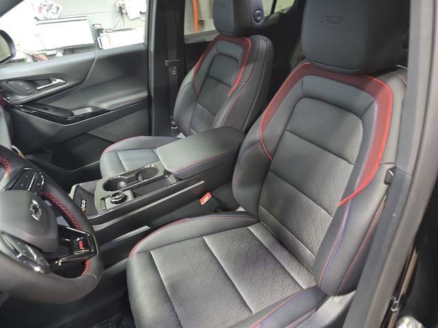 New 2026 Chevrolet Equinox RS w/ LPO, Floor Liner Package image 16