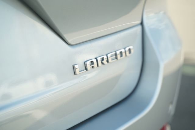 Used 2024 Jeep Grand Cherokee Laredo X image 41