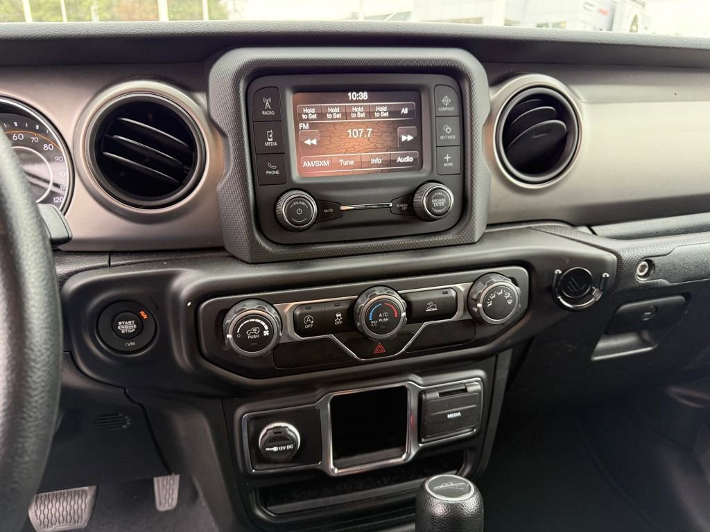 Used 2020 Jeep Gladiator Sport image 13