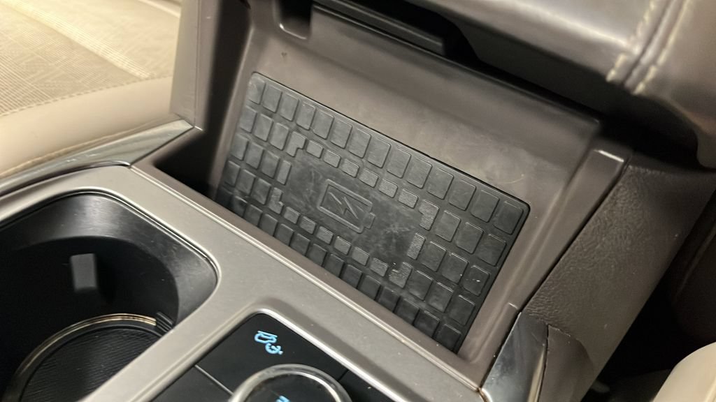 Used 2020 Ford Explorer Platinum w/ Premium Technology Package AWD/4WD image 35