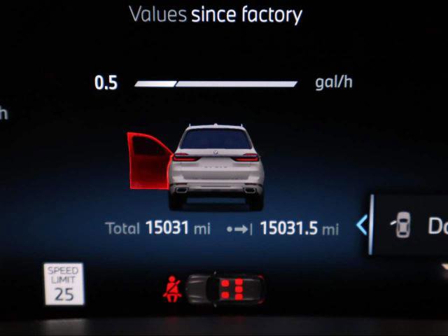 Used 2026 BMW X7 xDrive40i image 28