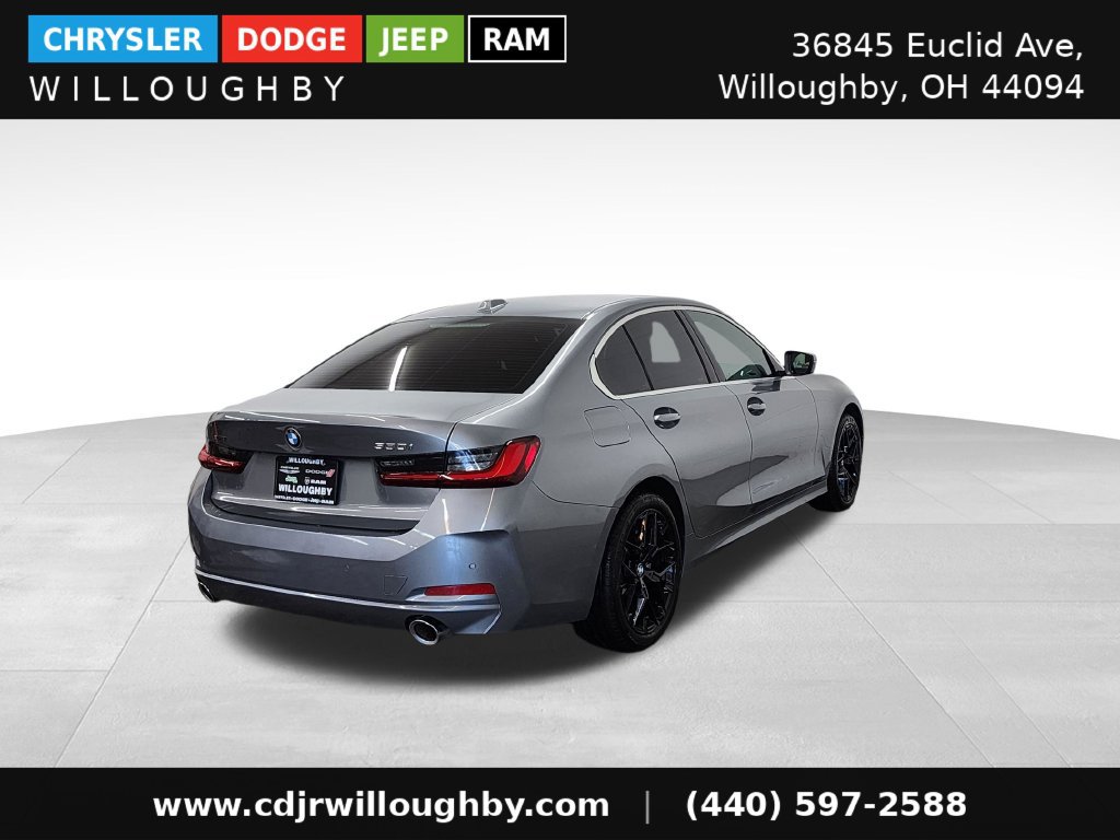 Used 2025 BMW 330i xDrive Sedan w/ Convenience Package AWD/4WD image 9