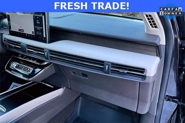 Used 2023 Lincoln Corsair Reserve w/ Equipment Group 201A image 24