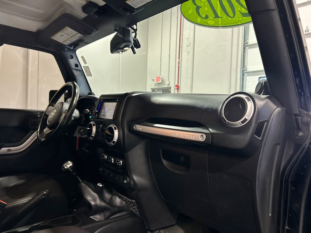 Used 2013 Jeep Wrangler Unlimited Sahara w/ Dual Top Group image 30